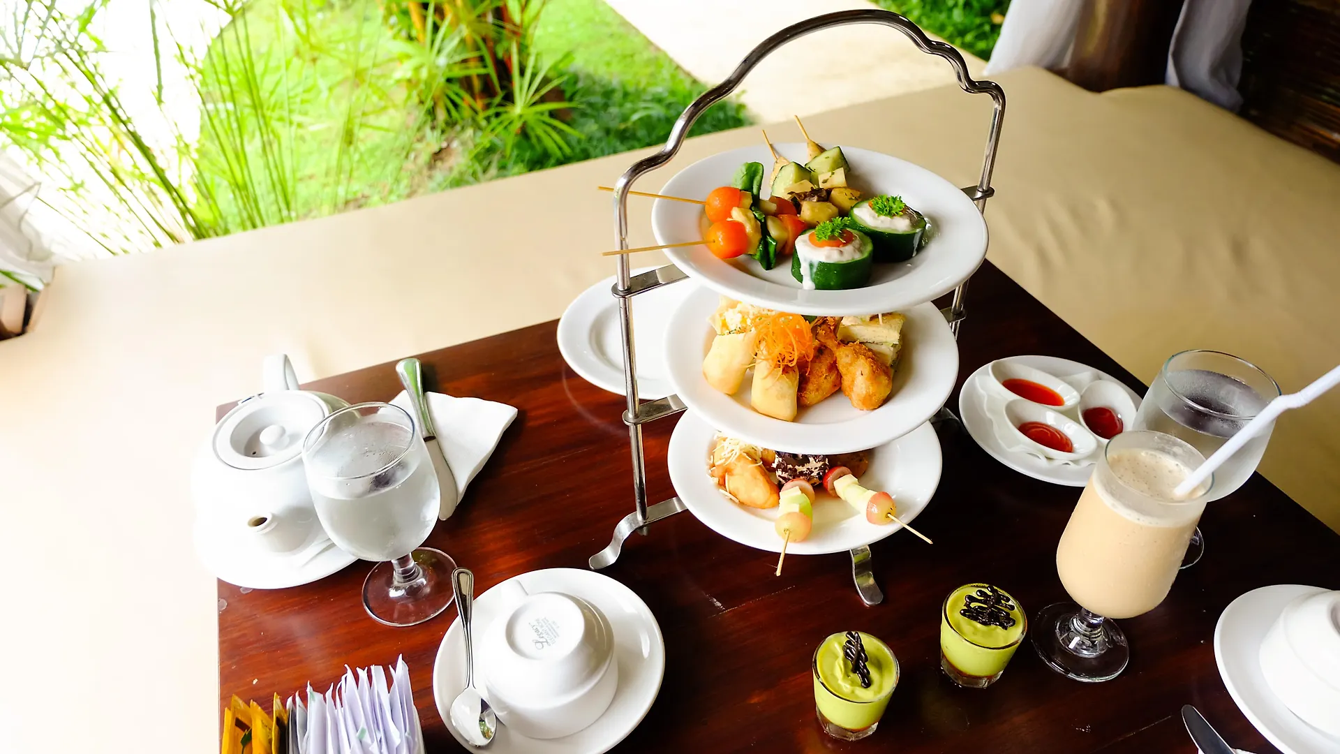 Resort Bebek Tepi Sawah Restaurant & Villas Ubud