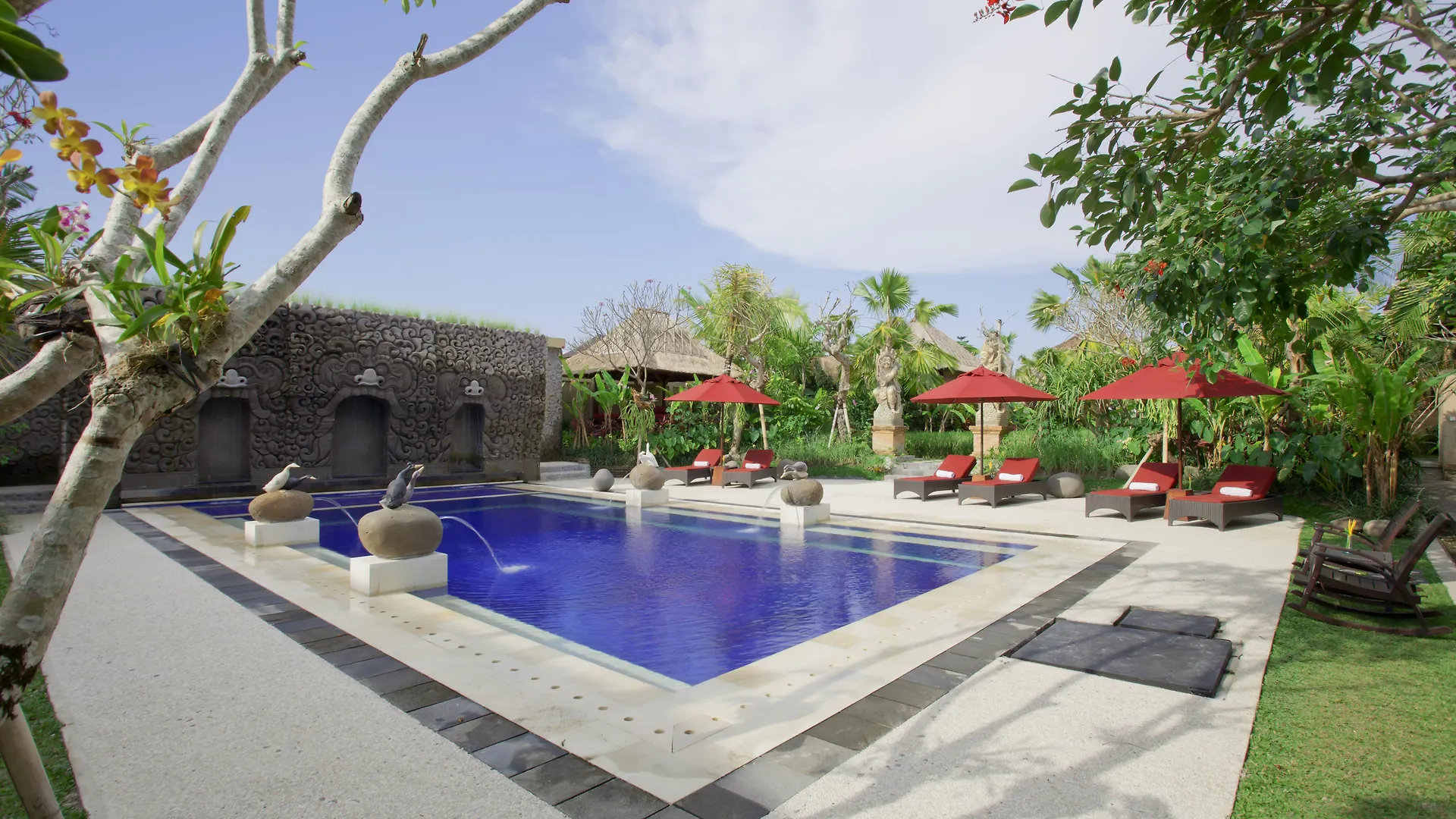 Bebek Tepi Sawah Restaurant & Villas Ubud  Indonesia